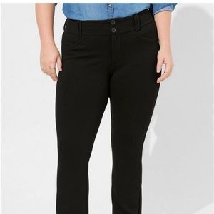 Torrid 20r black bootcut ponte pant, work/dress trouser pant